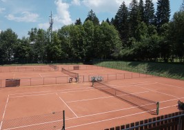 È L’ORA DEL TENNIS